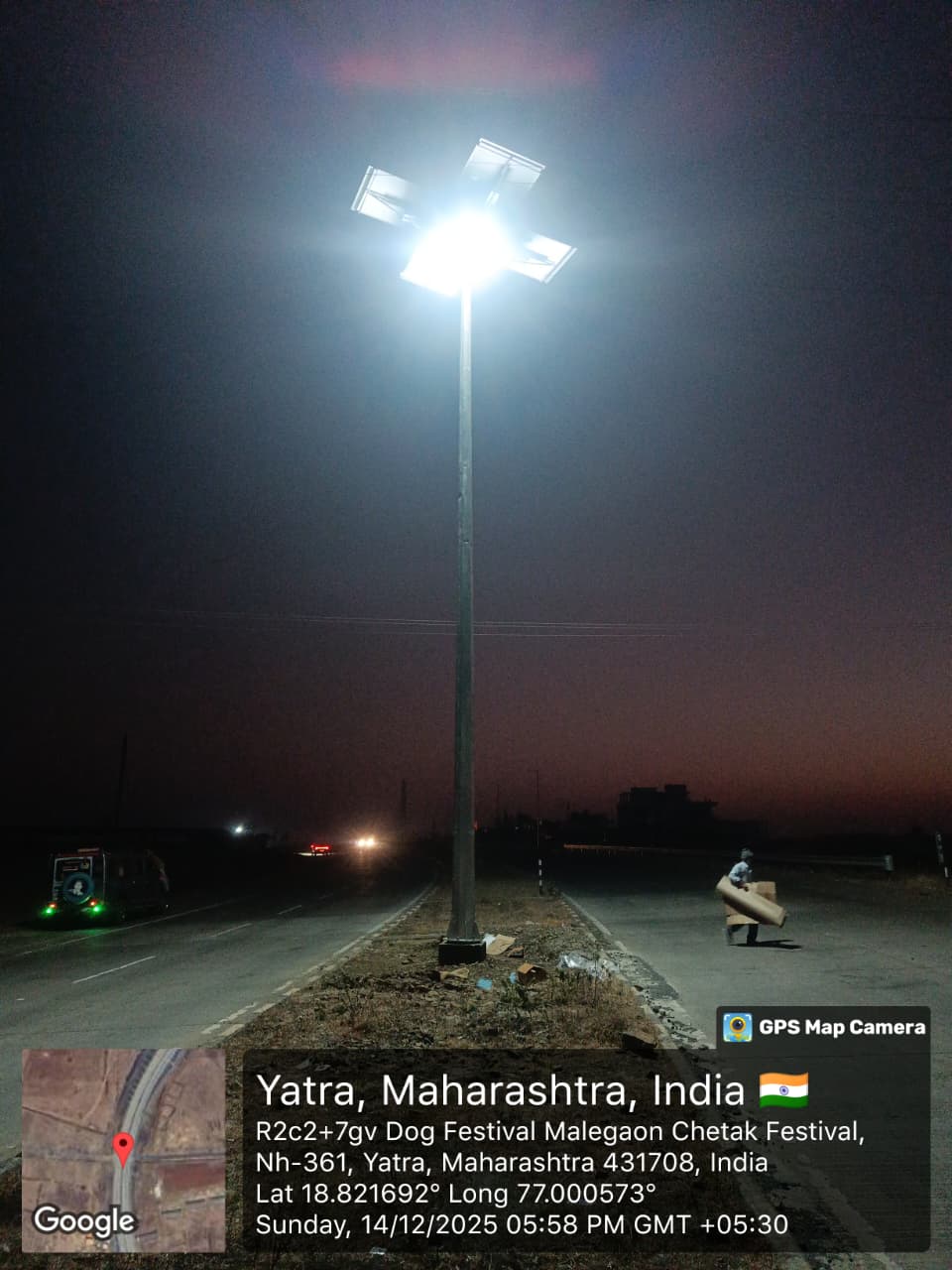 Solar High Mast Light Pole
